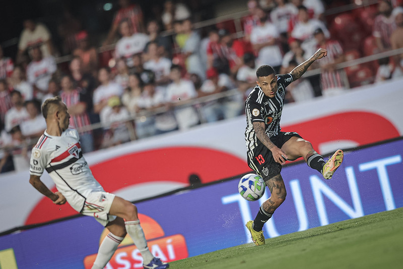 Guilherme Arana completa 150 jogos pelo Atlético Diário do Rio Doce