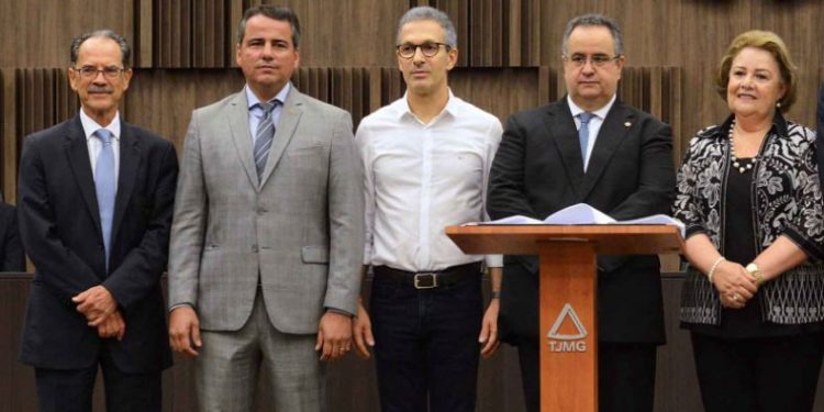Acordo firmado entre AMM e governo de Minas começa a ser quitado este mês