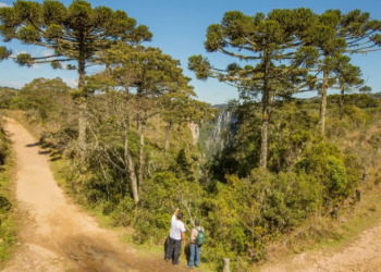 MTur e UNESCO lançam edital para apoiar o desenvolvimento de trilhas de longo curso no país