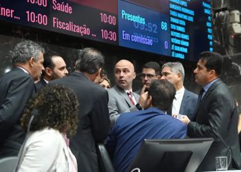 Deputados aprovam retirada do Detran da Polícia Civil de Minas