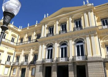 Museu Nacional lança primeiro catálogo impresso de obras raras