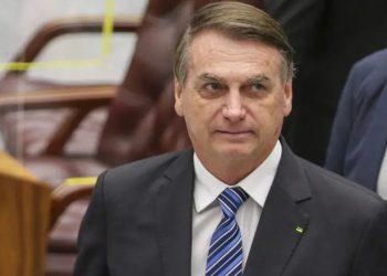 Bolsonaro chega à PF para depor sobre adulteração em cartão de vacina