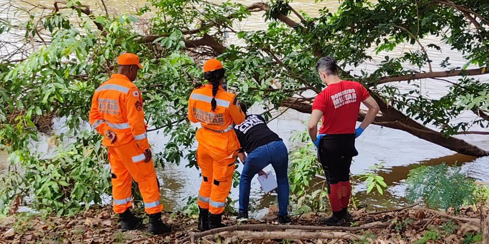 Corpo Em Avançado Estado De Decomposição é Encontrado No Rio Doce Em Valadares Diário Do Rio Doce 2134