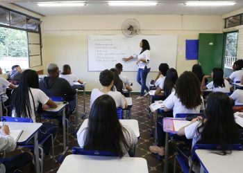 Governo do Estado encaminha projeto de lei que reajusta Piso Nacional do Magistério em Minas Gerais