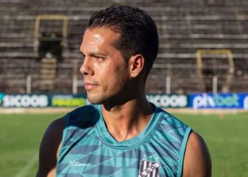 Hiago Ramiro celebra primeira vitória na Série D e destaca mescla de jovens e experientes no Democrata