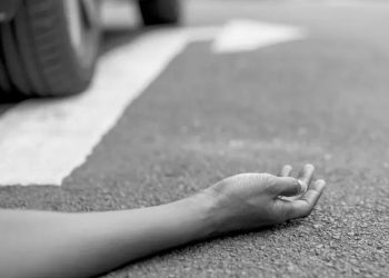 Jovem é assassinada a tiros na frente do filho