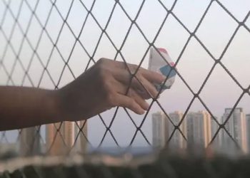 “Defenestramento”: lixo pela janela é uma péssima ideia!