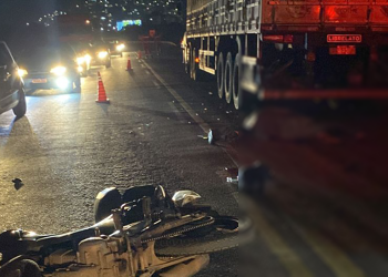 Motociclista é esmagado por carreta após perder o controle de veículo na BR-381