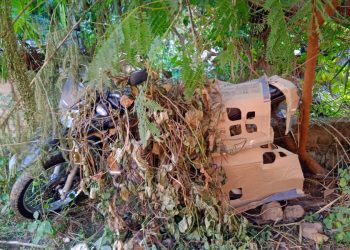 Moto furtada é encontrada debaixo de entulhos no Palmeiras