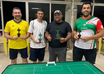 Rodrigo Augusto fatura título da Libertadores da América de Futebol de Botão em Valadares