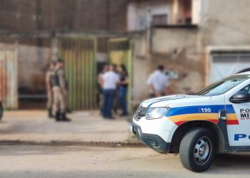 Homem é morto com mais de 15 tiros no Jardim do Trevo