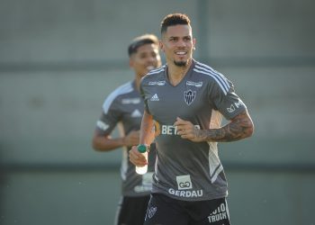 Galo encara duelo no Paraná contra o Coritiba pelo Brasileirão