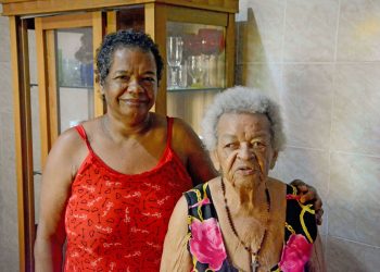 Conheça a história de uma valadarense que foi adotada em Valadares na década de 1960