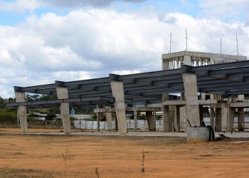 Paralisadas há dois anos, obras de ampliação do aeroporto em Valadares podem ser retomadas com apoio do Governo Federal