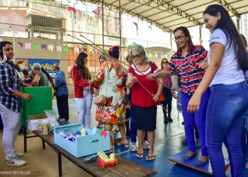 Arraiá da Prevenção de Quedas agita a Praça de Esportes