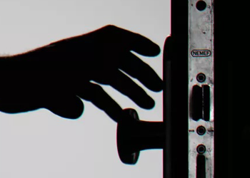 Mulher é vítima de cárcere privado e agressão em Valadares