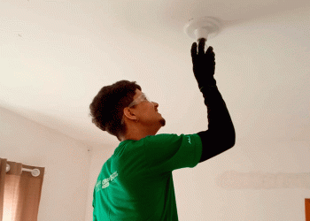 Projeto da Cemig tem a proposta de substituir lâmpadas nas casas de mais de 10 mil famílias em Valadares