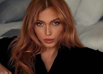 Influenciadora que ficou com Neymar diz não se abalar com haters: ‘Sofri dez anos de bullying’