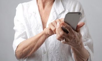 Idosa transfere R$ 9 mil em pix para golpista que se passou por filha dela