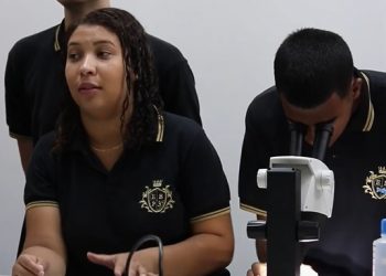 Laboratório de Ciência Cidadã da UNIVALE envolve alunos da educação básica na produção de informações sobre doenças