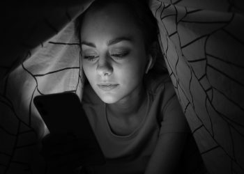 Conheça alguns efeitos do uso excessivo de telas