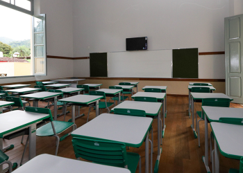 Alunos das escolas estaduais e municipais entram de férias a partir desta segunda