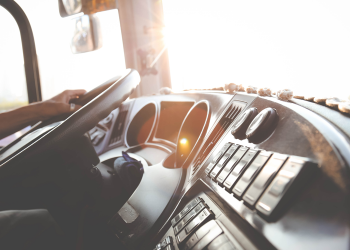 Empresa de transportes em Valadares é notificada por extrapolar jornada de trabalho de motoristas