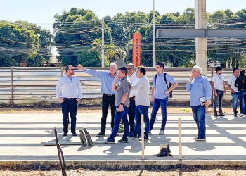 Representantes da Infraero visitam Valadares para discutir obras no aeroporto