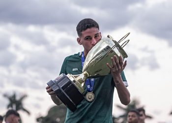Valadarense comemora título no Sub-17 pelo Goiás