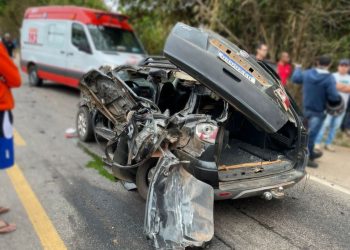 Duas pessoas morrem em acidente envolvendo seis veículos na BR-116