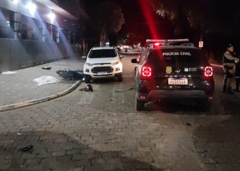 Criança morre ao ser atropelada por moto na calçada em Valadares