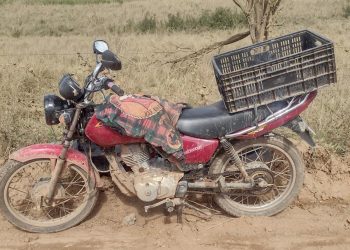 Homem troca Honda Biz por moto furtada e acaba preso