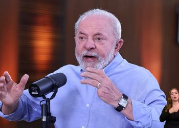 Lula passa por procedimento médico sem intercorrências