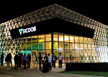 Nova agência do Sicoob AC Credi na Univale reforça parceria entre as instituições