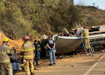 Ônibus de torcedores do Corinthians estava irregular, informa a ANTT