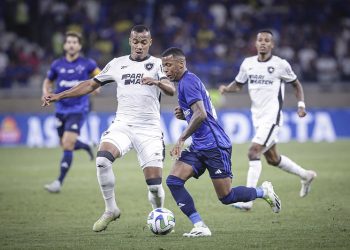 Cruzeiro e Botafogo empatam no Mineirão