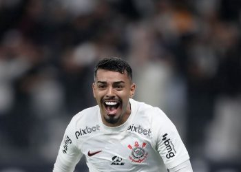 Corinthians pega Old Boys para definir situação na Copa Sul-Americana