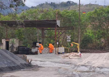 Vazamento de produto químico provoca evacuação em empresa