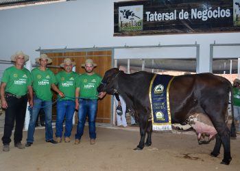 Cooprovi fecha Semana do Produtor Rural com recorde nacional de produção de leite