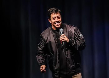 Humorista Renato Albani apresenta ‘Assim Caminha a Humanidade’, no Imaculada