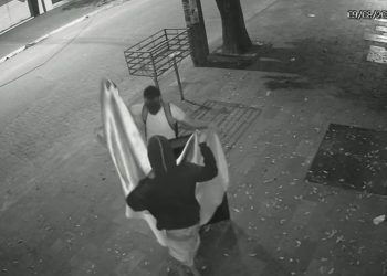 Homem é preso após invadir e furtar autoescola