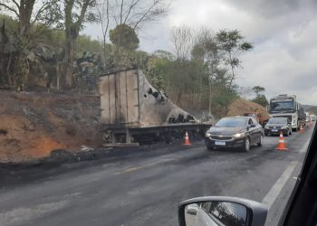 Quatro pessoas morrem em acidente na BR-116