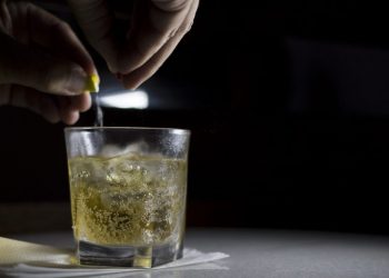 Homem deverá indenizar vítima em R$ 20 mil após aplicar golpe ‘Boa noite, Cinderela’