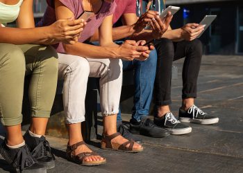 Estudo da PUC apura “Relacionamentos Amorosos de Adolescentes e a internet”