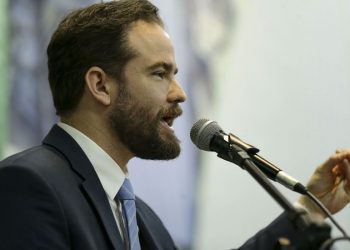 Projeto de Orçamento de 2024 preverá déficit zero, diz Durigan