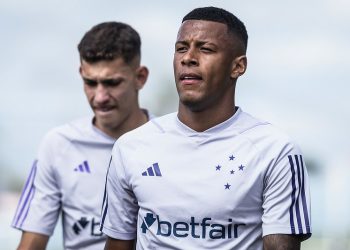 Arthur Gomes destaca alegria no Cruzeiro com Zé Ricardo