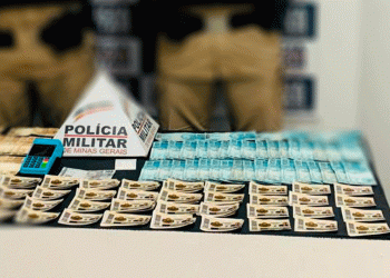 Polícia prende homem com mais de 100 ingressos falso do show do Eduardo Costa