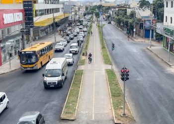 JK: Estacionamento é suspenso à noite para pintura de sinalização