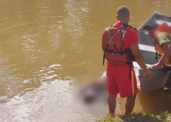 Bombeiros encontram corpo de homem que se afogou no rio Doce