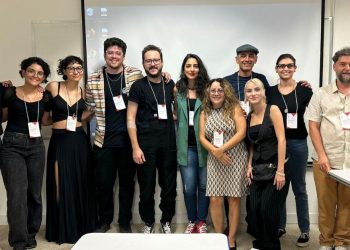Alunos de Design Gráfico participam de seminário internacional